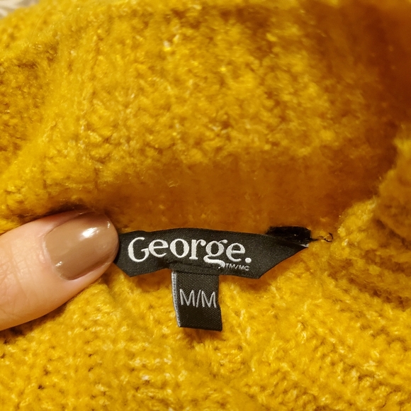 2/$15 😻 Soft knit sweater - Picture 4 of 6